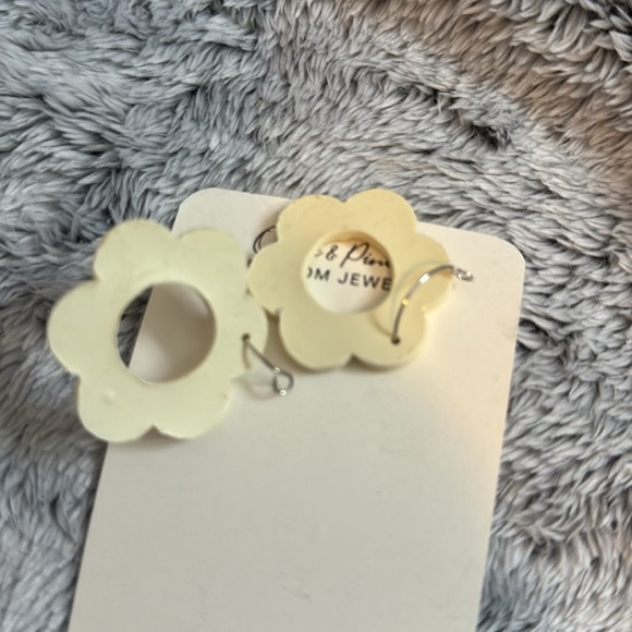 NWT Handmade clay earrings - Picture 2 of 2